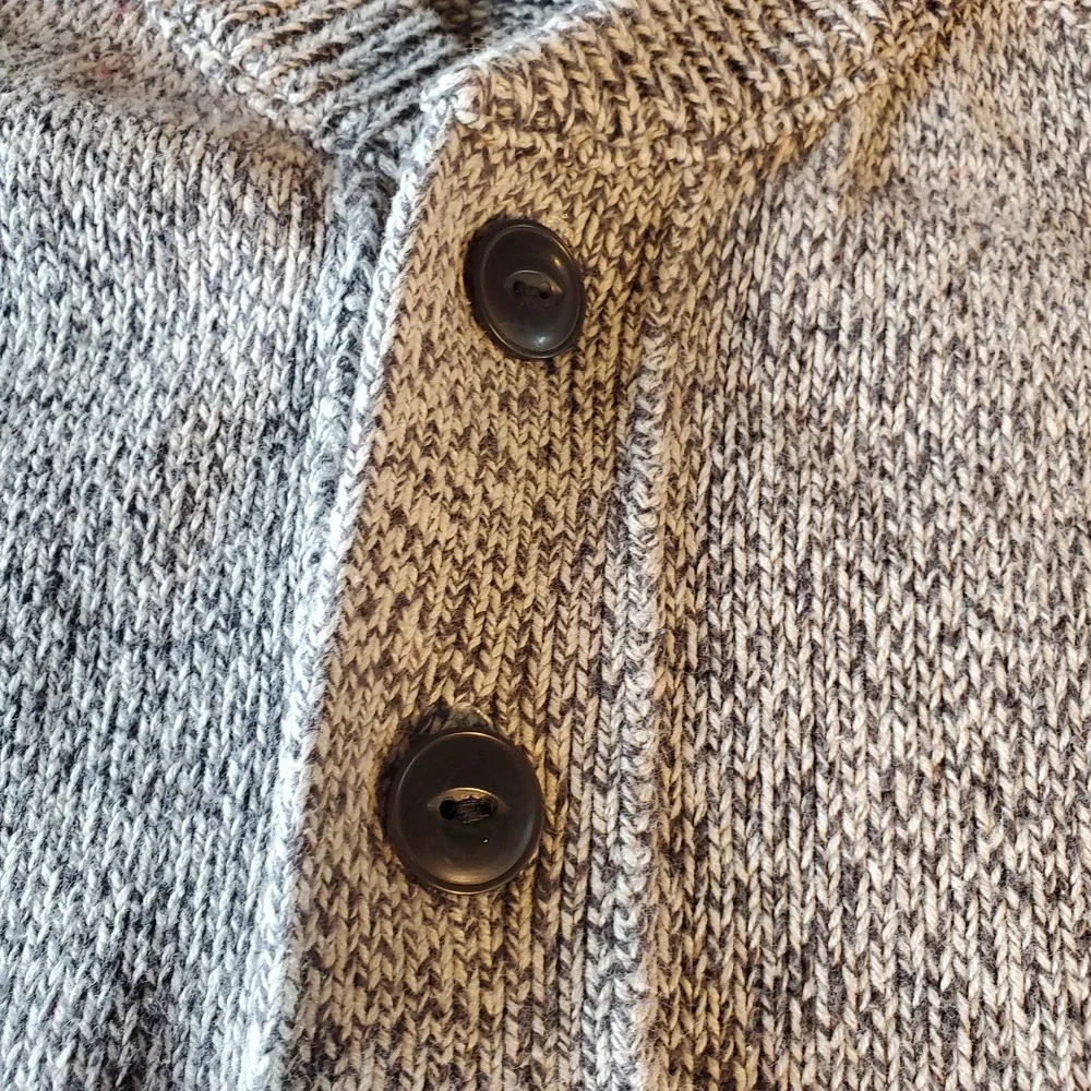 Eddie‎ Bauer Men's L Gray Long Sleeve Knit Sweater 1/4 Button Pullover - Picture 3 of 8